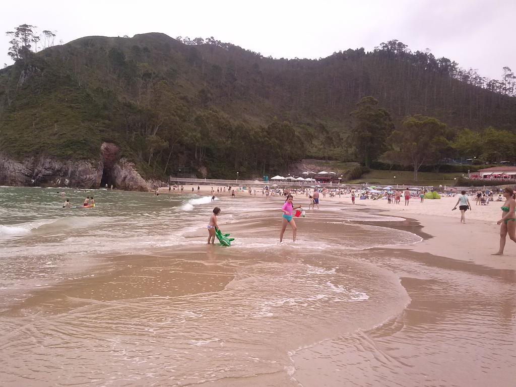Viviendas De Uso Turistico La Arboleda I Y II Colombres Zimmer foto