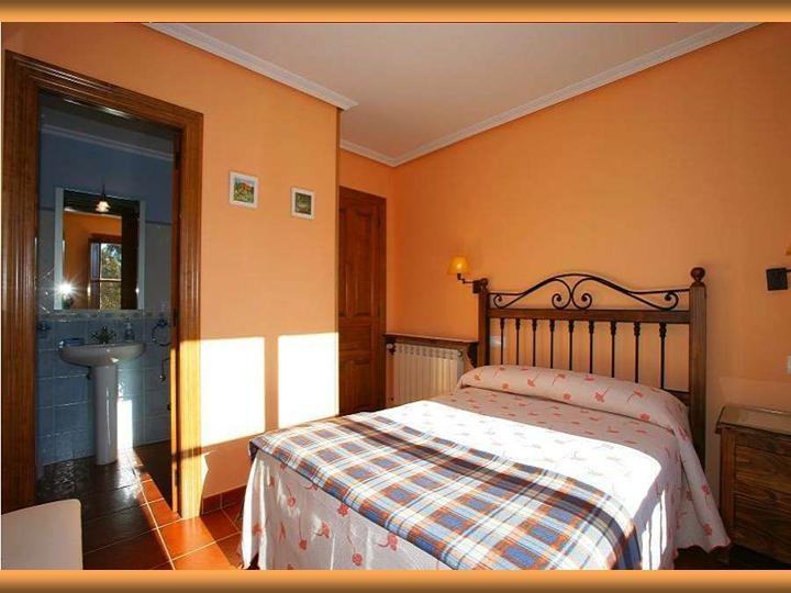 Viviendas De Uso Turistico La Arboleda I Y II Colombres Zimmer foto